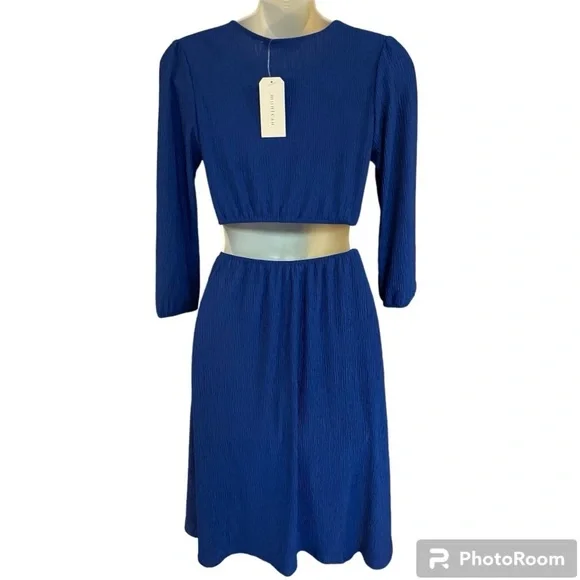 Royal Blue O-Ring Cutout Dress by Monteau - Picture 4 of 10